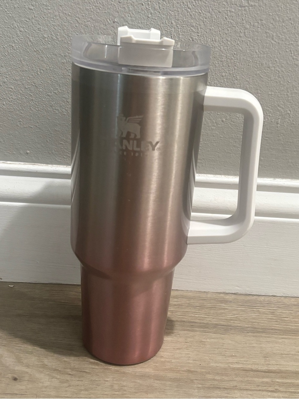 Stanley Rose Metallic & Pink Travel Mug with White Handle